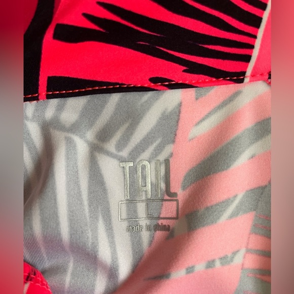 NWOT Tail contemporary colorful Golf Dress - Picture 12 of 12